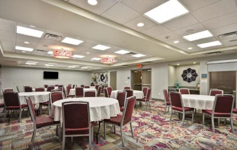 Home2 Suites By Hilton Kci Airport Kansas City Exterior photo